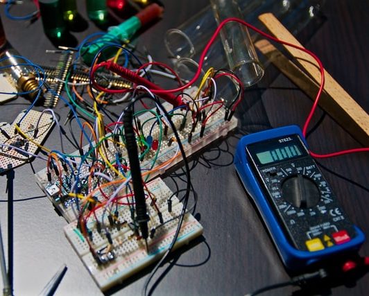 Services-Electrical-Engineering-Electronics-Expert-Analogue-Digital
