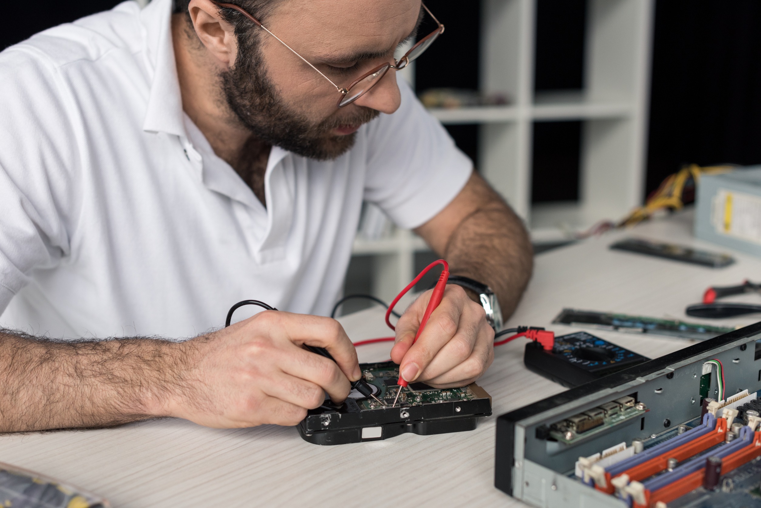 Electrical Engineering Expert Witness