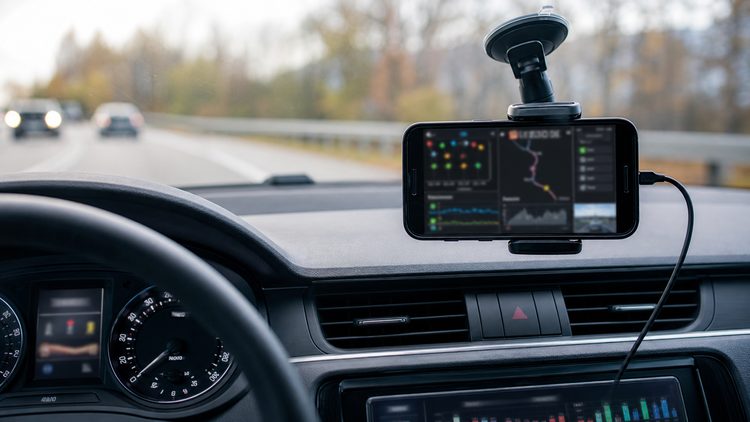 Vehicle-mounted phone recording separate ride data without identifiable branding